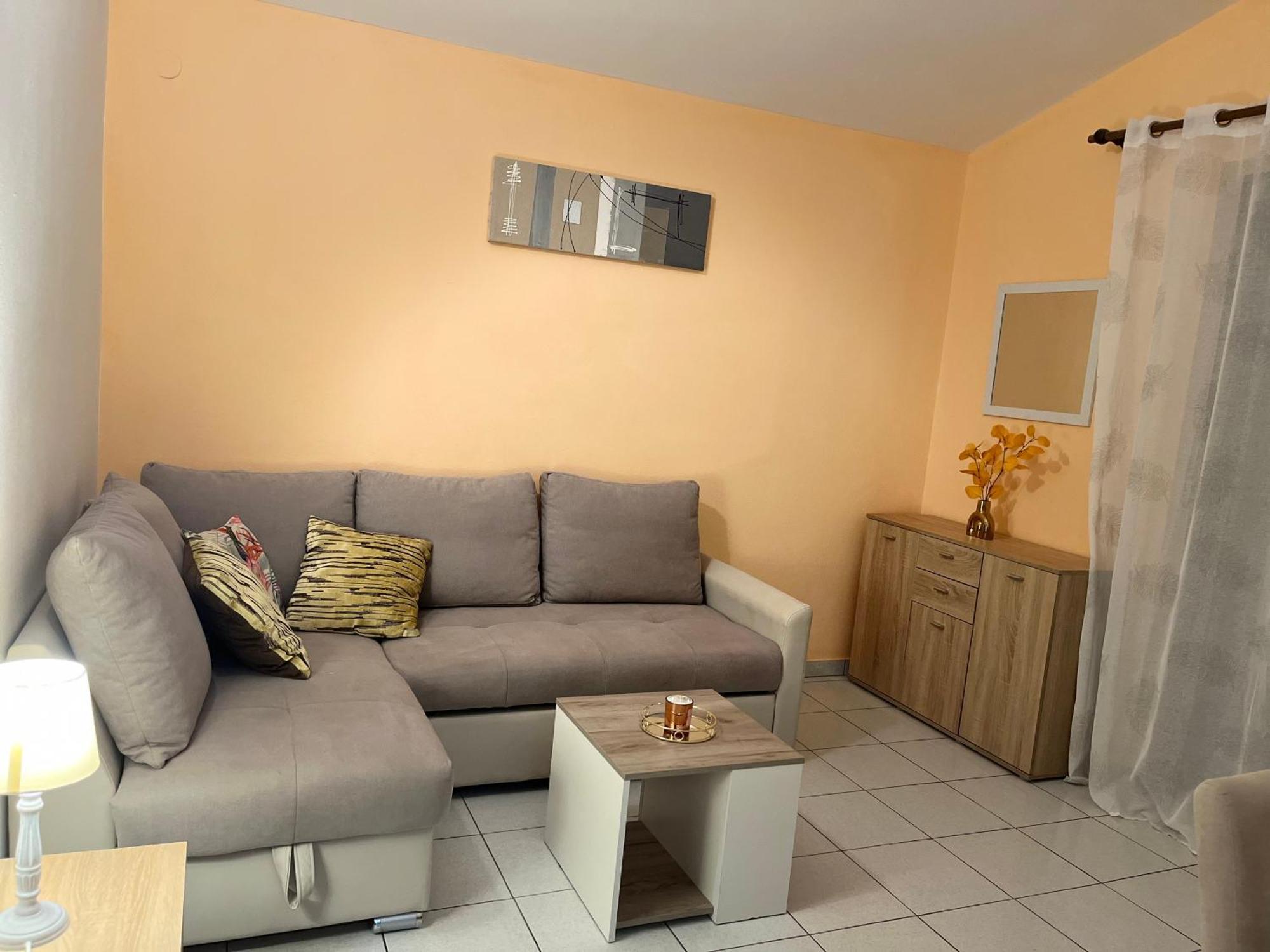 Apartments Villa Mirella 20 M From The Sea - Free Parking Trogir Dış mekan fotoğraf
