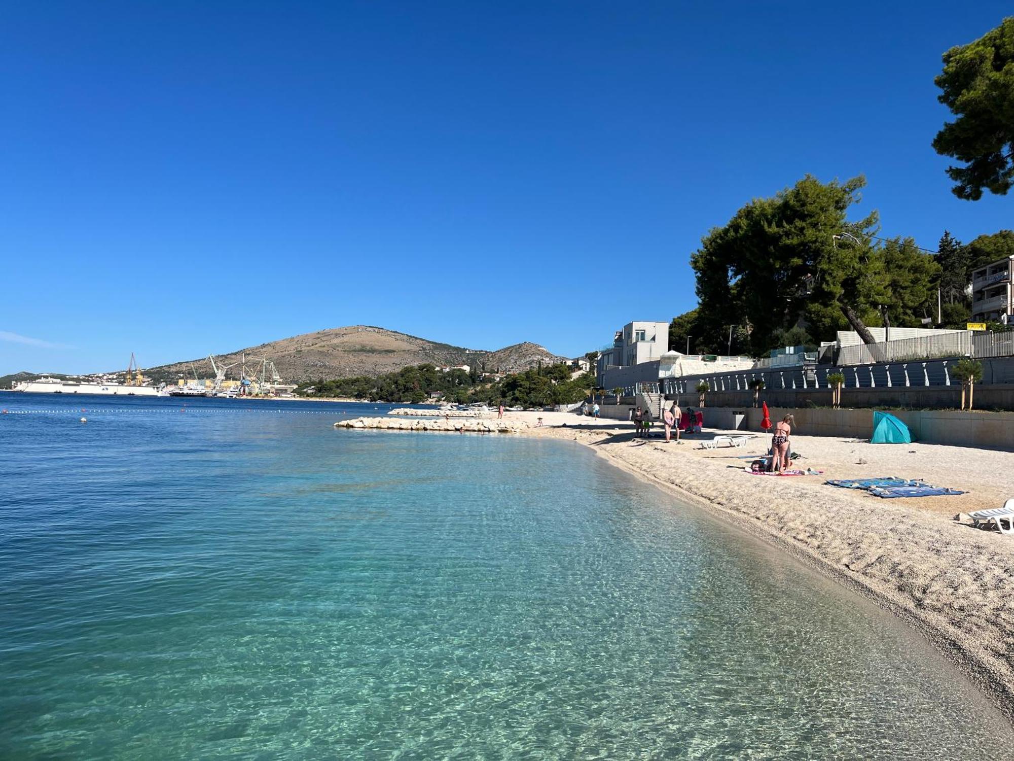 Apartments Villa Mirella 20 M From The Sea - Free Parking Trogir Dış mekan fotoğraf